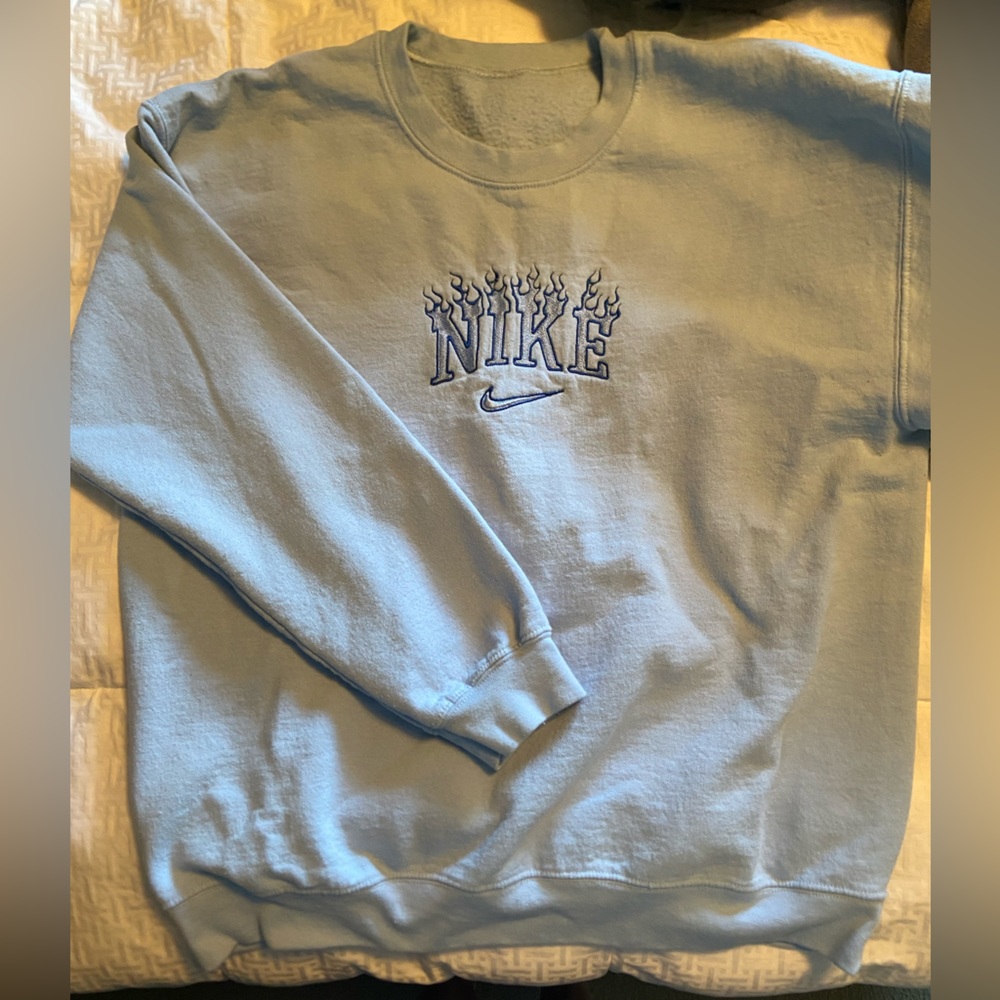 Custom Design Crew